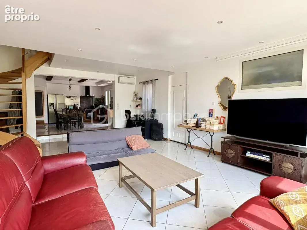 Maison familiale de 150 m² avec garage à vendre à Ponteilla (66) - photo 7
