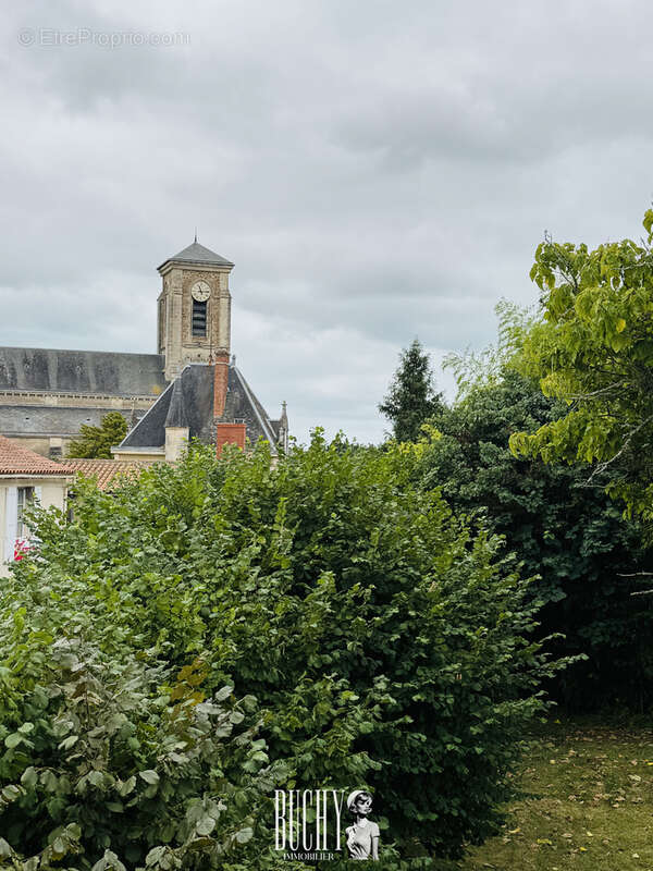Maison à TALMONT-SAINT-HILAIRE