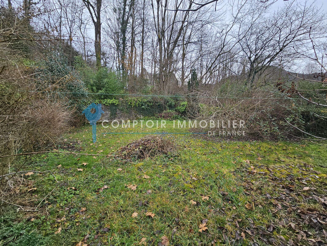 A vendre, Luscan 31510 Maison atypique de 240 m2 avec jardin - photo 2
