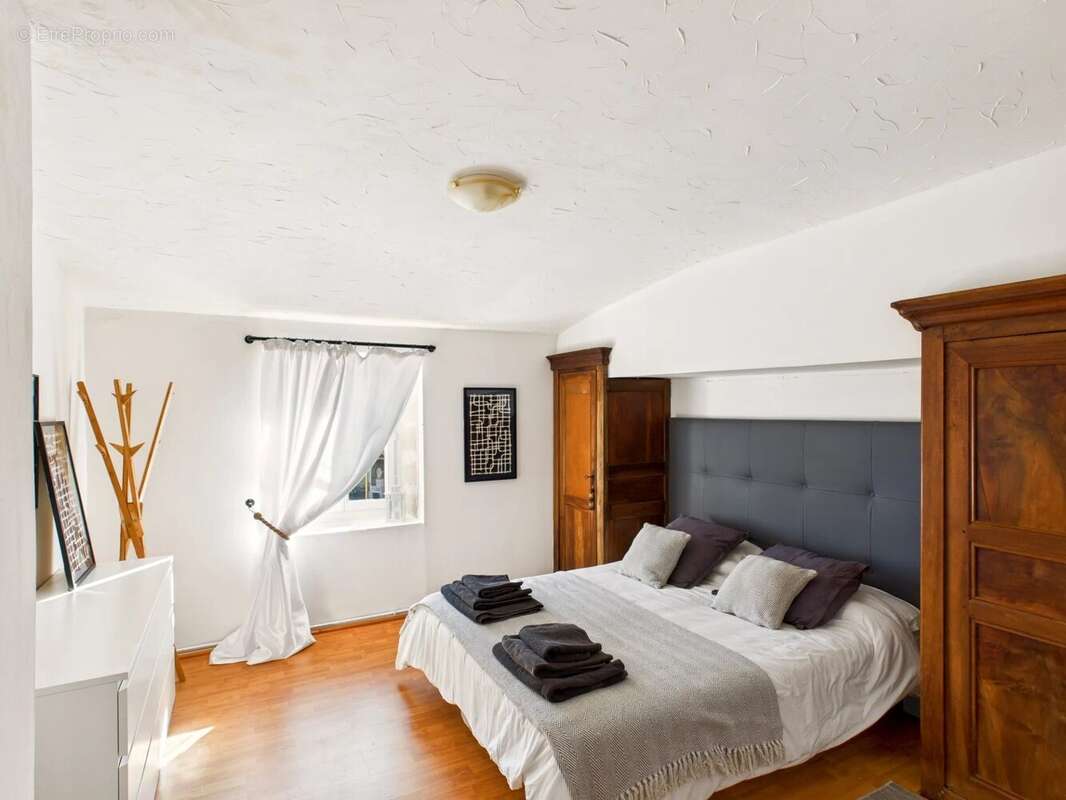 Maison à VILLEFAGNAN