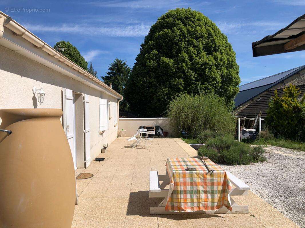 Maison à COULOMMIERS