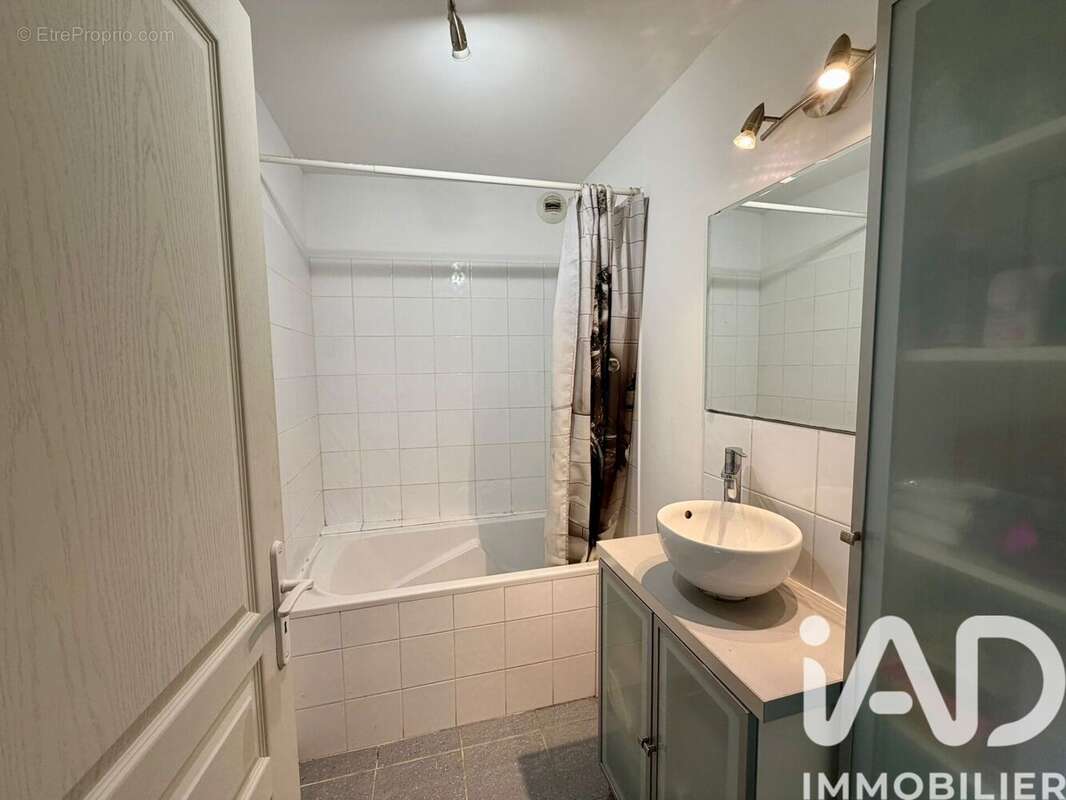 Photo 8 - Appartement à CUGES-LES-PINS