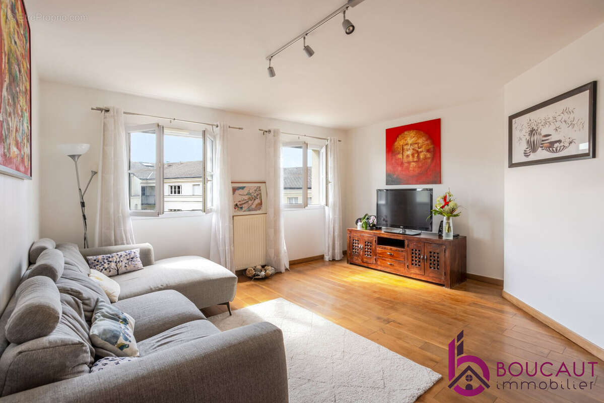 Appartement à LE PLESSIS-ROBINSON