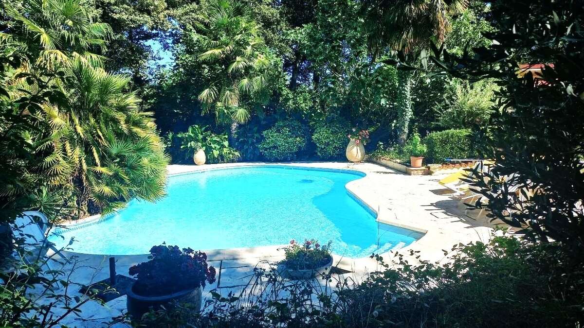 Photo-2025/041828-1-1 - Autre à MONT-DE-MARSAN