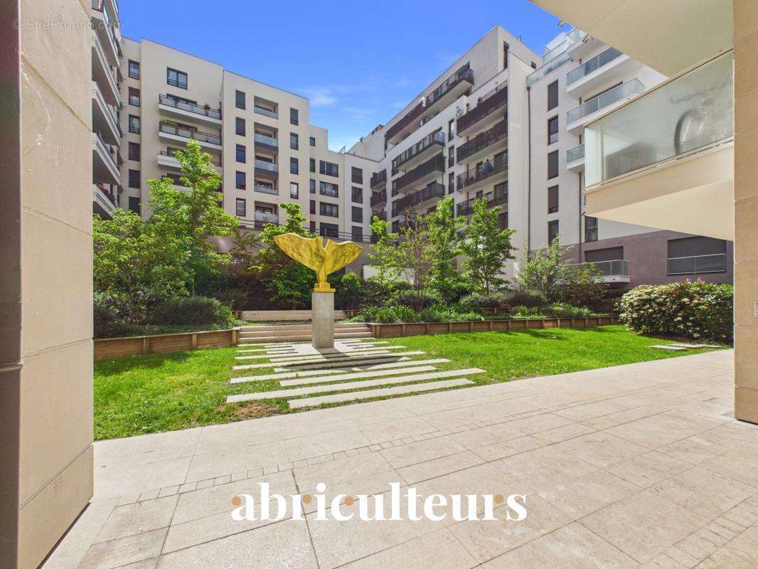 Appartement à RUEIL-MALMAISON