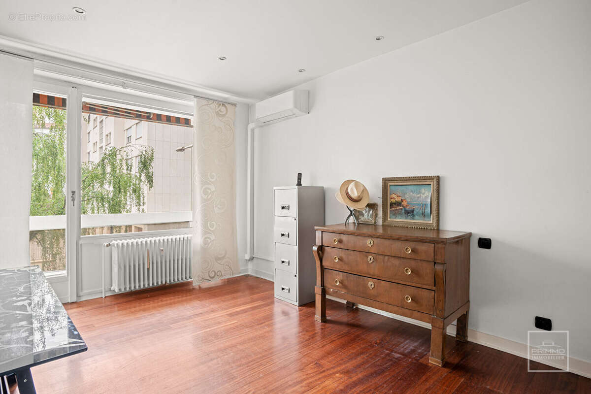 Appartement à LYON-6E