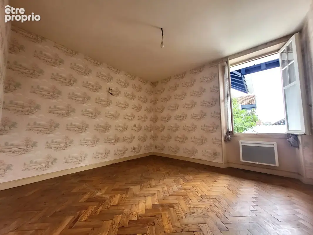 Appartement à rénover   58 m2 avec combles privatifs - photo 9