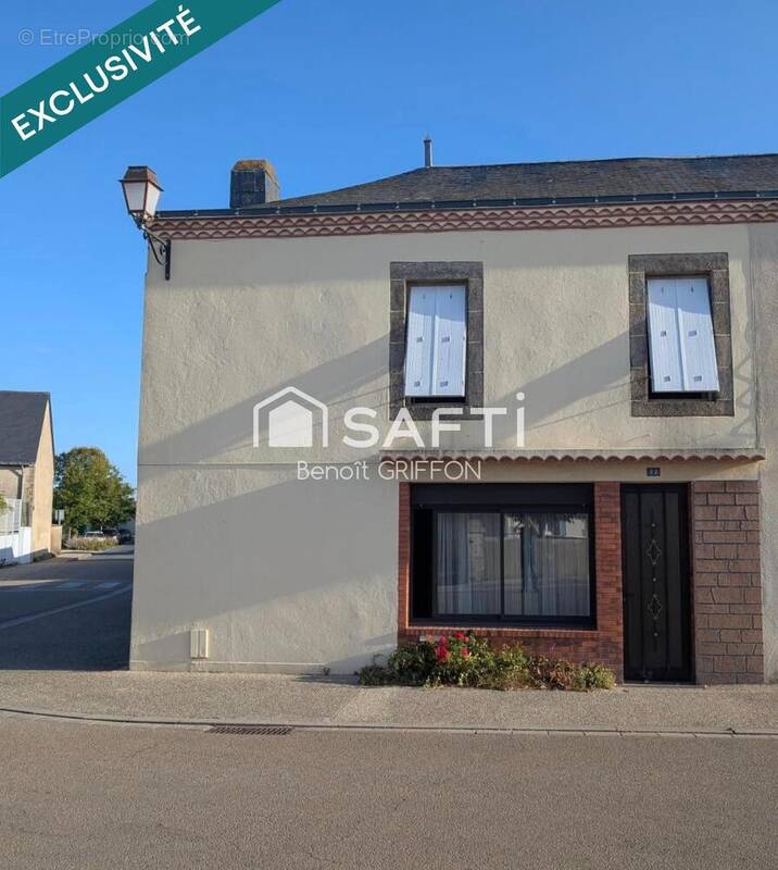 Photo 1 - Maison à SAINT-MARTIN-DES-TILLEULS