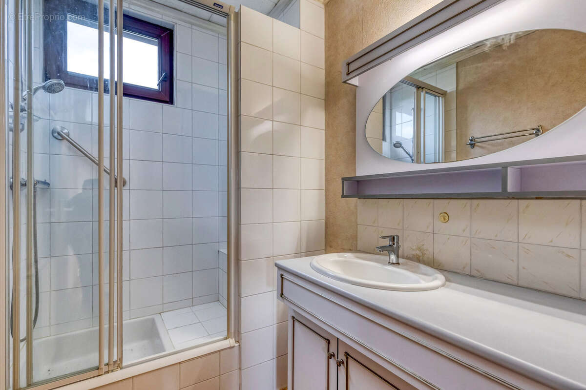 Appartement à ECHIROLLES