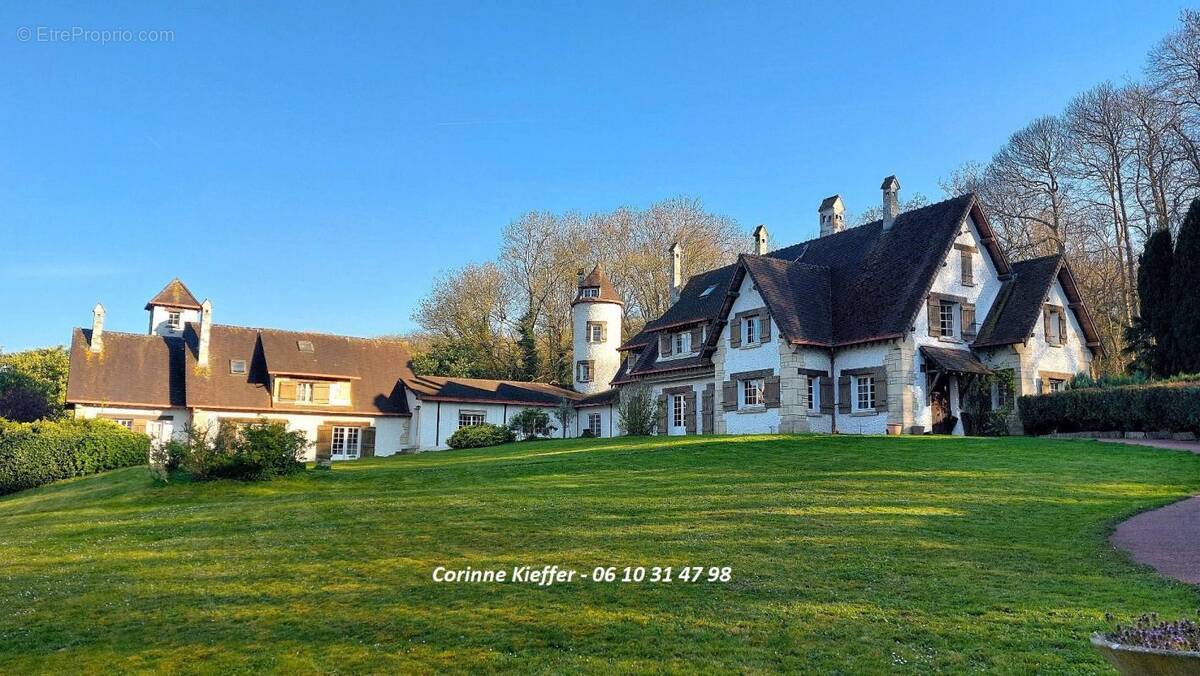 Maison à MONTLIGNON