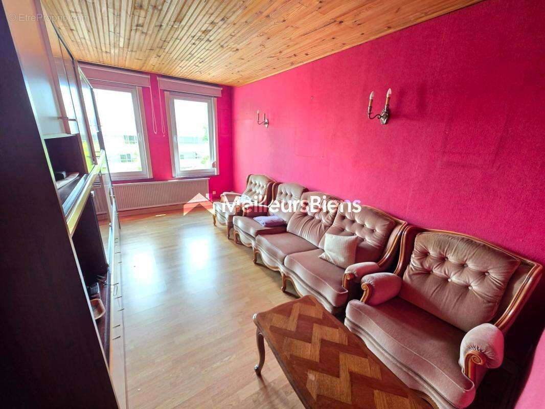 Maison 132 m² à Maubeuge avec 4 chambres, garage et jardin - photo 10