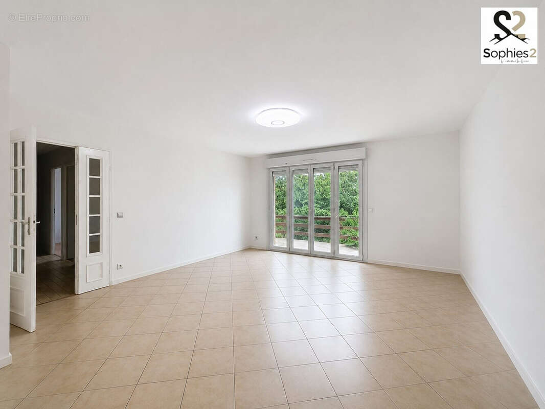 Maison 147 m² à Claix  - photo 5