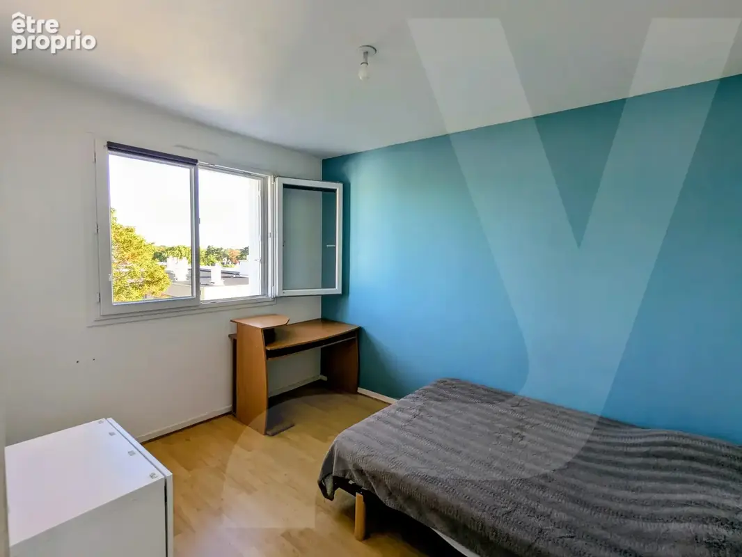 Dernier étage – T3 de 60 m² avec 2 chambres, balcon, cave et parking en sous-sol – Rue Hector Berlioz - photo 6