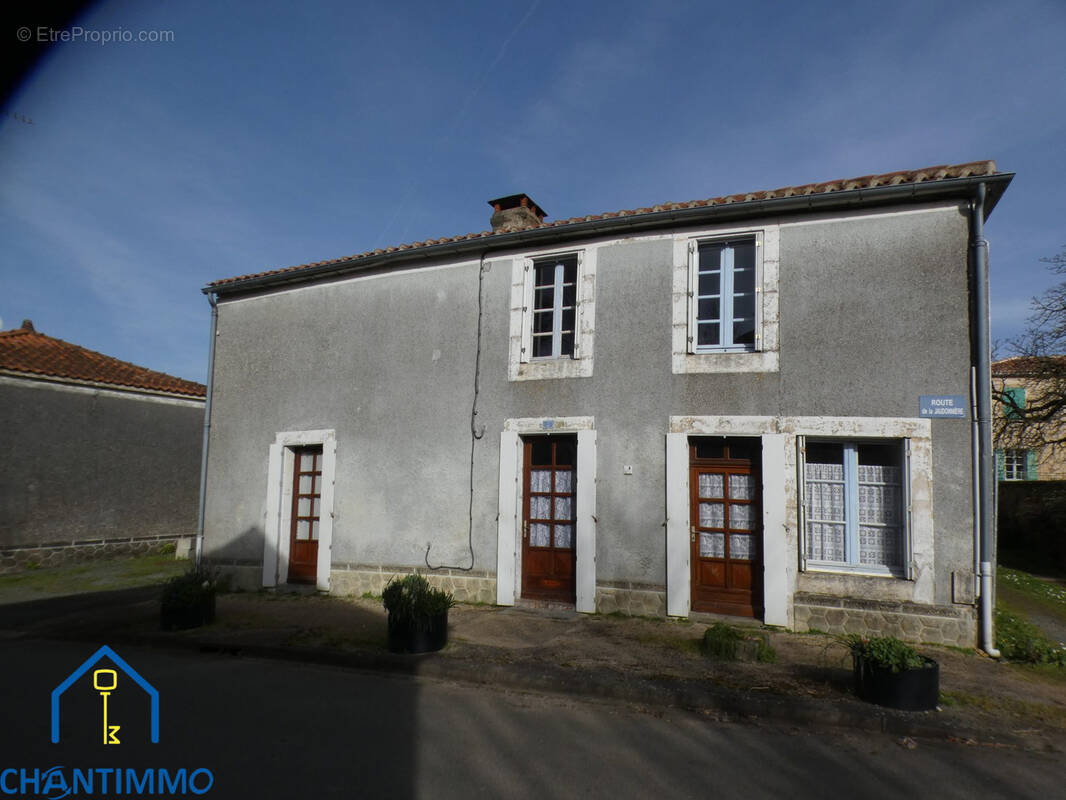 Maison à SAINTE-HERMINE