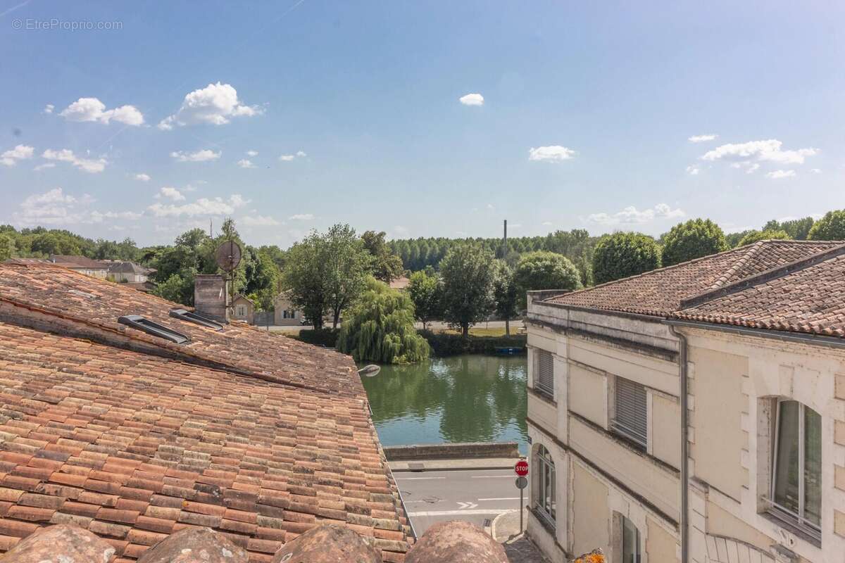 Maison à JARNAC