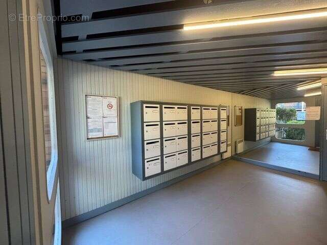 Appartement À Vendre - photo 11