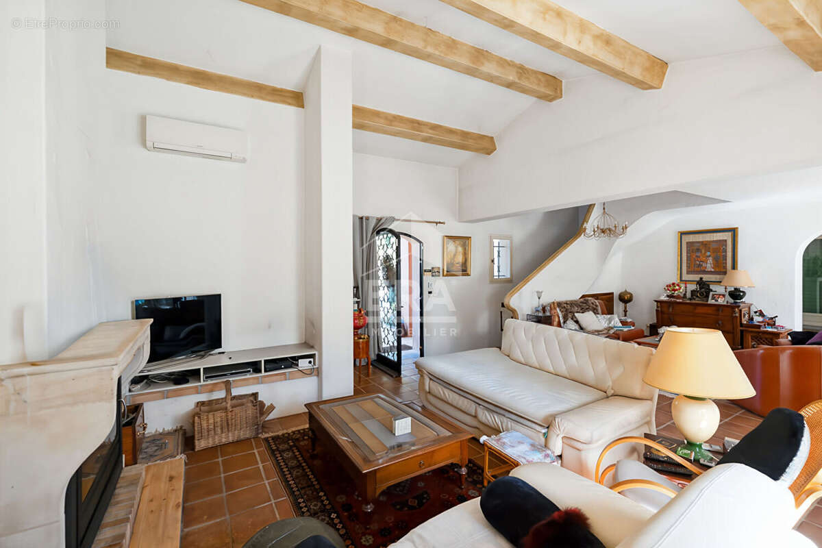 Maison à CABRIES