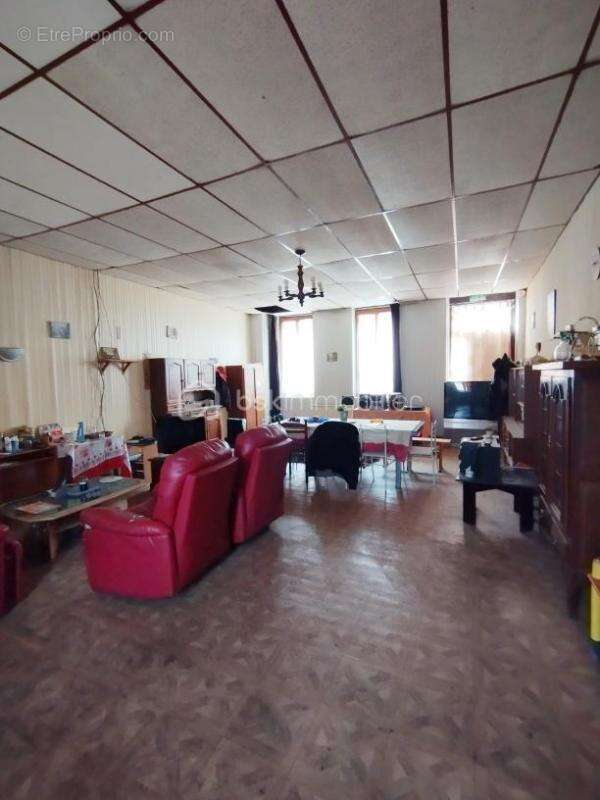 Maison à OUZOUER-SUR-TREZEE