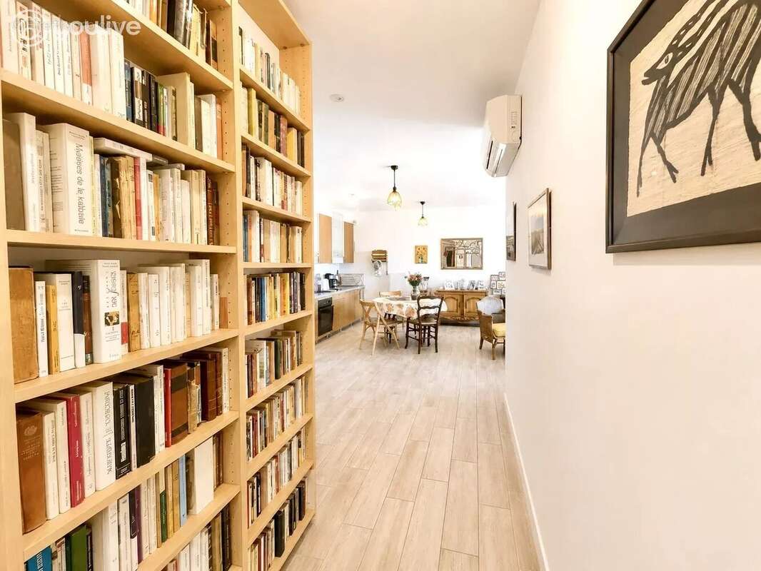 À DÉCOUVRIR – Superbe appartement T3 avec terrasse et vue dégagée sur le Fort d'Aléria - photo 5