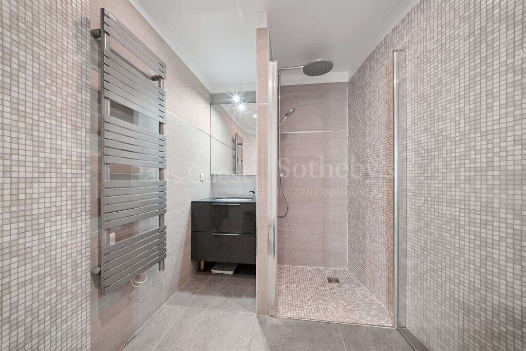 Appartement à PARIS-4E