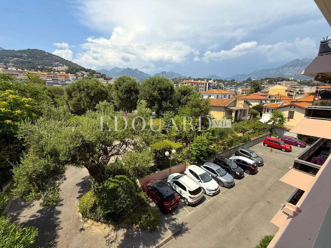Appartement à ROQUEBRUNE-CAP-MARTIN