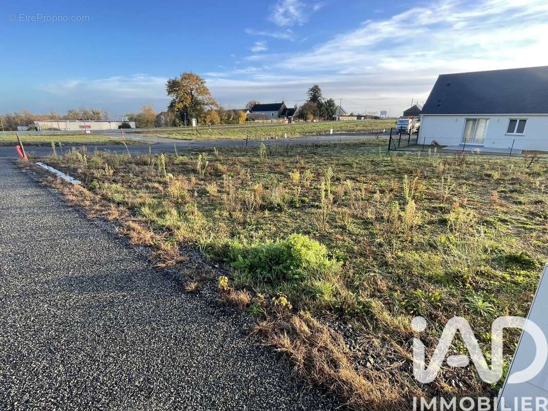 Photo 3 - Terrain à LE THEIL-DE-BRETAGNE
