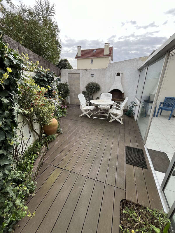 Maison à PARAY-VIEILLE-POSTE