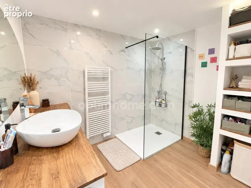 Maison T3 rénovée de 109m² avec studio indépendant, extérieur et potentiel locatif – PINET (34) - photo 5