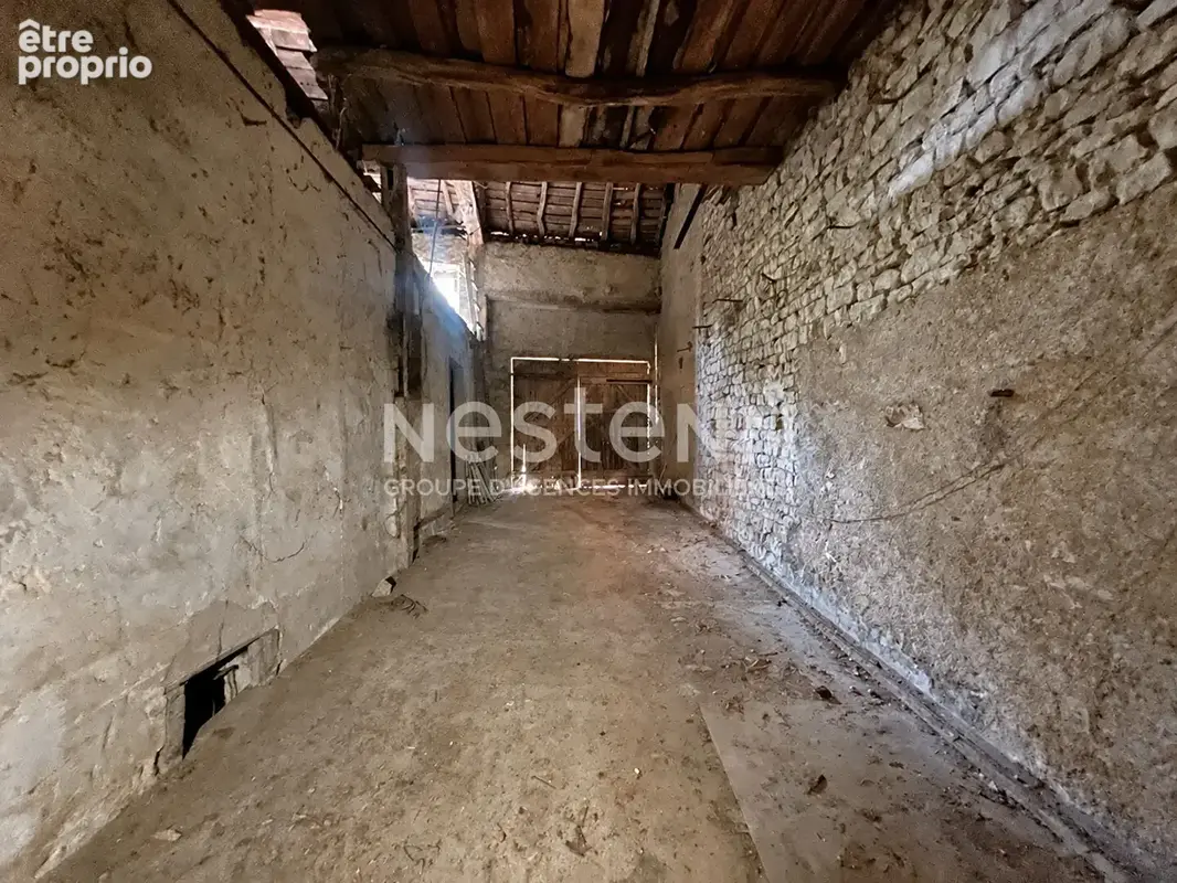 RAIVAL : Ensemble immobilier 228 m², grange, maison, jardin et terrain constructible - photo 4