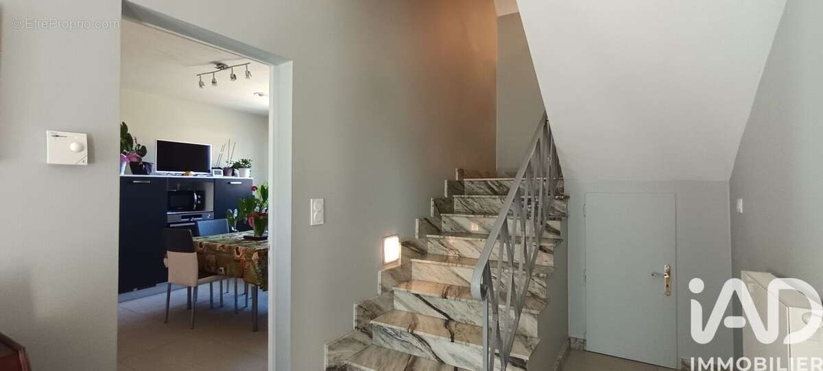 Photo 8 - Maison à VIVONNE