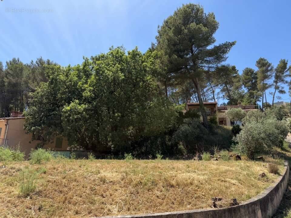 Terrain à GARDANNE