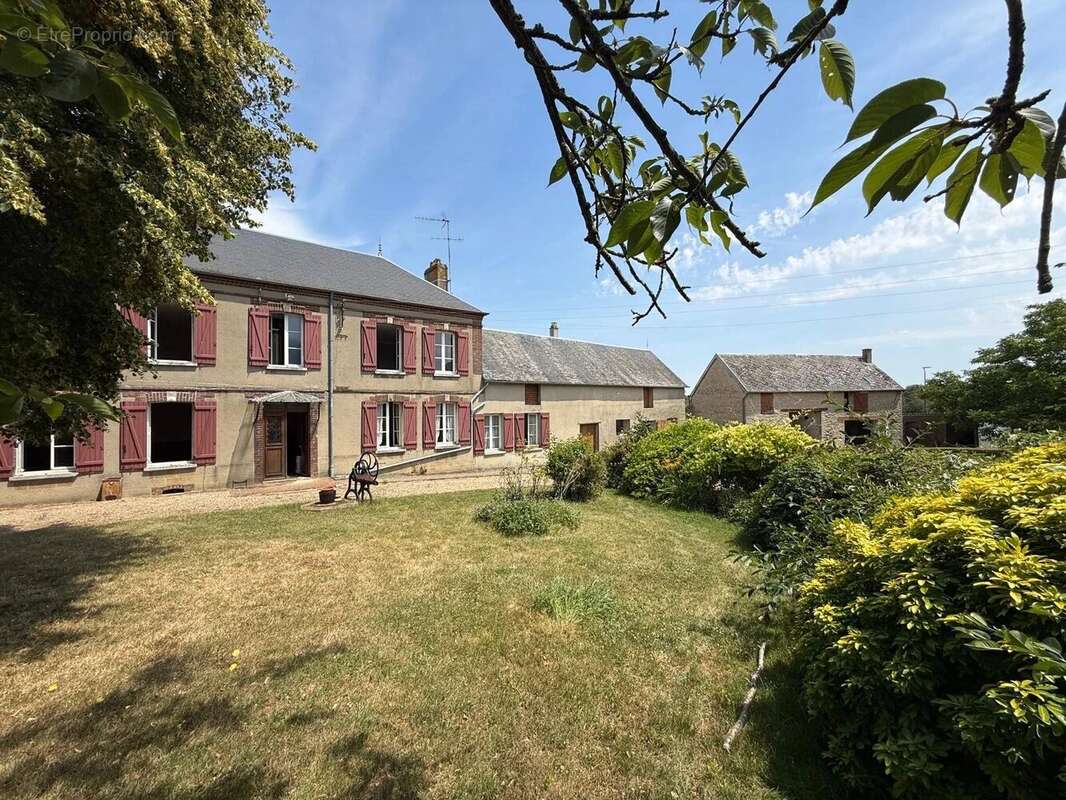 Maison à PACY-SUR-EURE