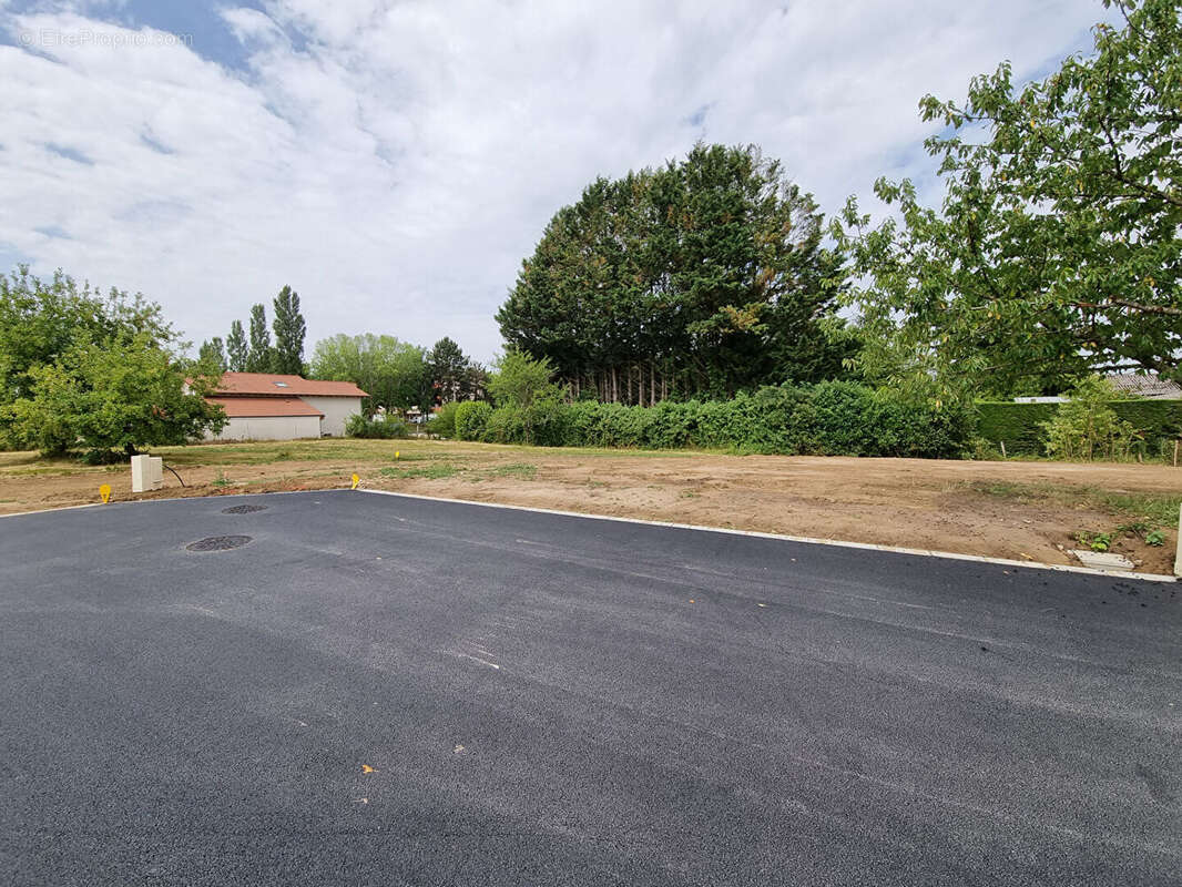 Terrain à SAINT-ANDRE-SUR-VIEUX-JONC