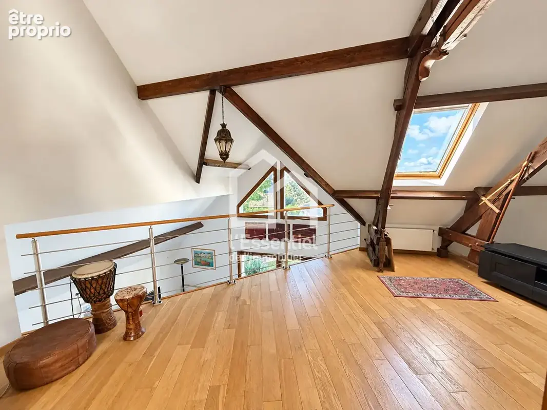 A vendre - maison d'architecte ndividuelle - 158 m² - sous sol total - terrain 977 m² - photo 12
