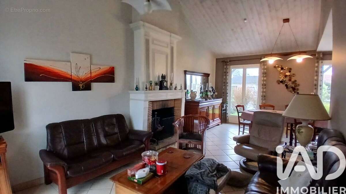 Maison 125 m² à Dompierre-Sur-Yon  - photo 3