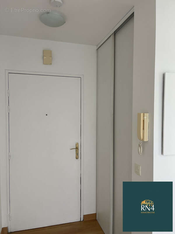 Appartement à LA QUEUE-EN-BRIE