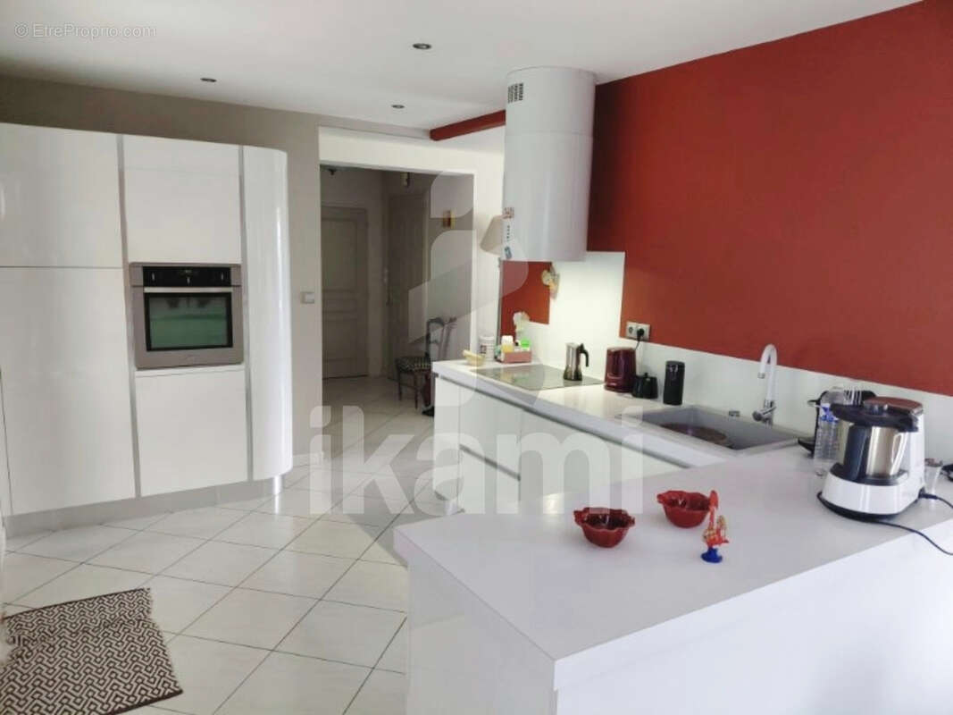 Maison à GENISSIEUX