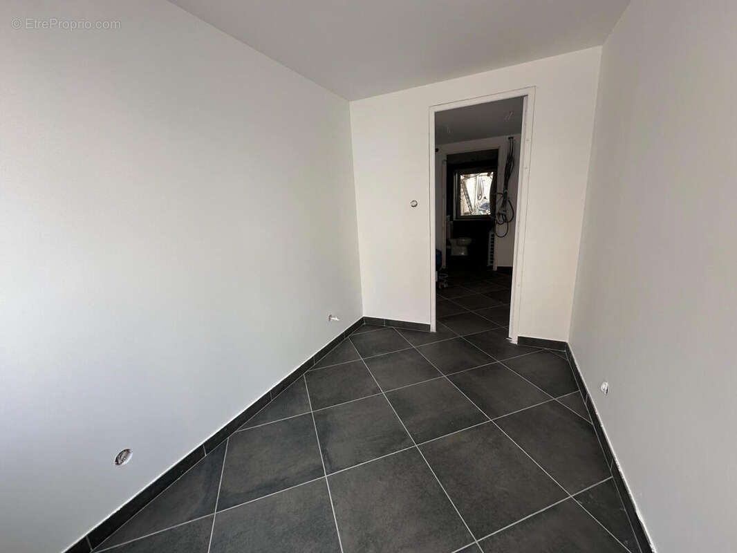 IMG_9457 - Commerce à REMIREMONT