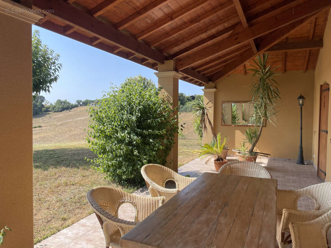 Belle maison de plain-pied avec vue exceptionnelle sur les Pyrénées - photo 17