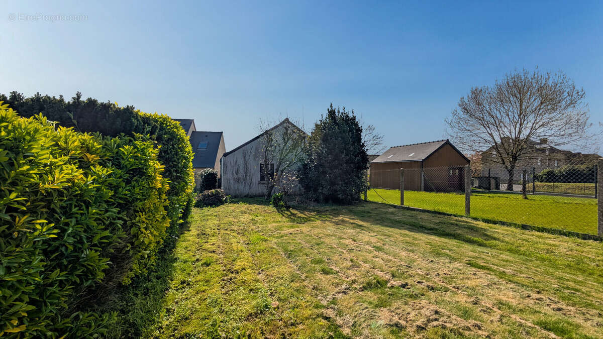 Maison à PLEUGUENEUC
