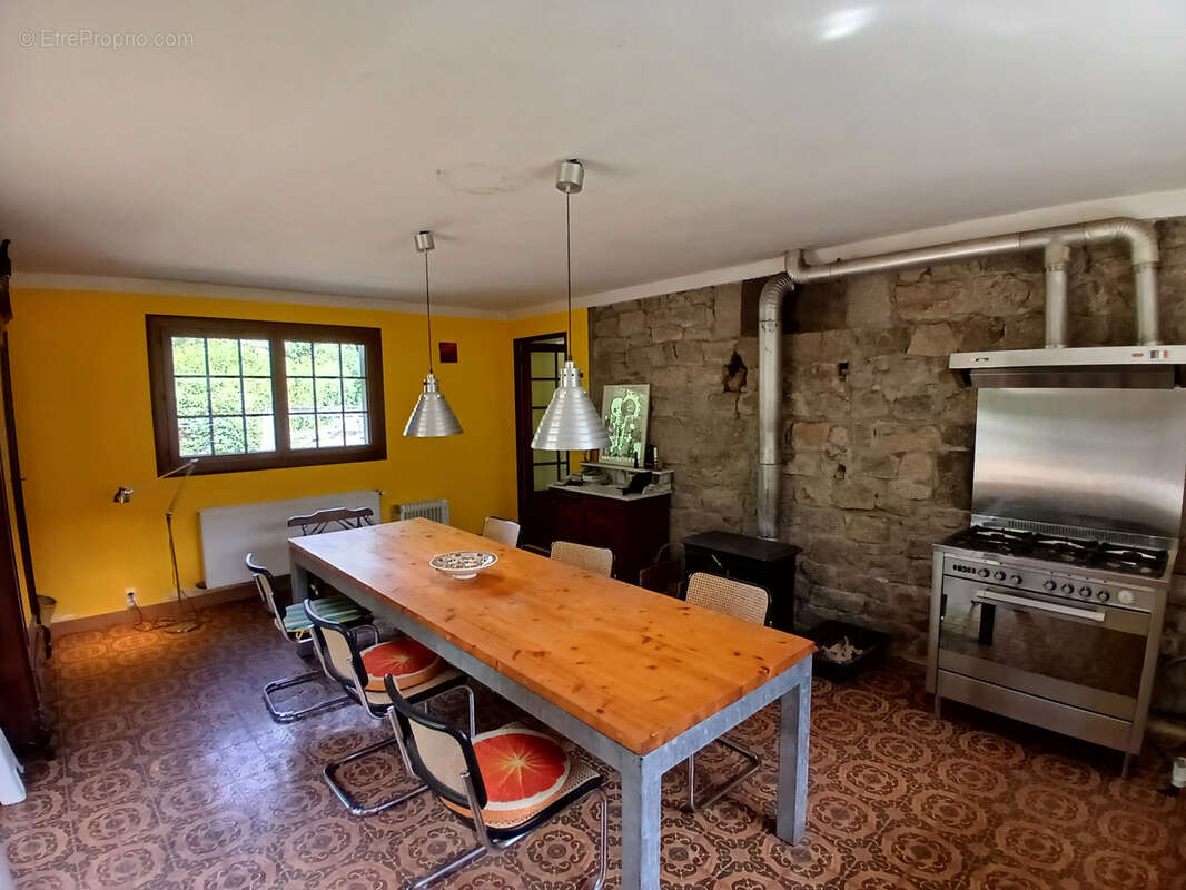 Exclusivité , maison de famille avec des grandes dépendances, entre Le Lac de Crescent et Lormes, Morvan à moi - photo 24