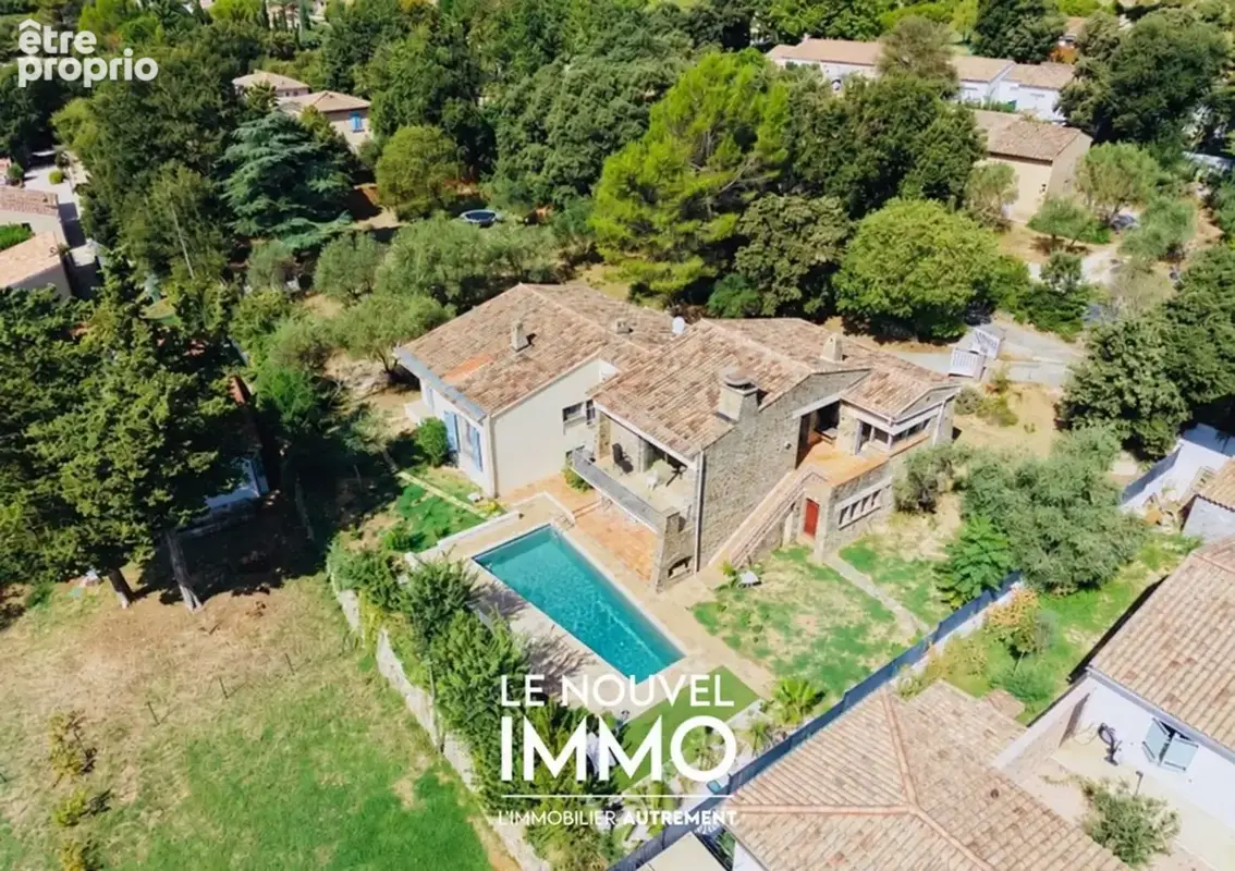 Maison 4 pièces 212 m² à vendre à Brignoles (83170) - photo 2