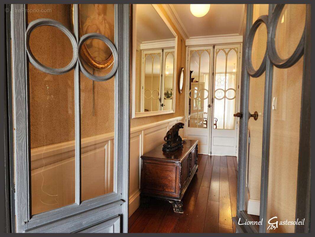 Maison de ville de caractère à vendre 3 à 4 chambres avec vue sur la Dordogne à SAINTE FOY LA GRANDE (33) - photo 9