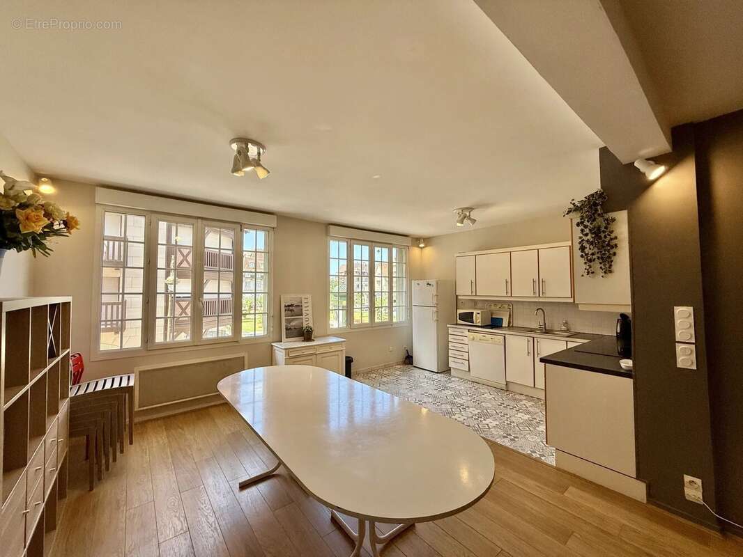 Appartement à DEAUVILLE