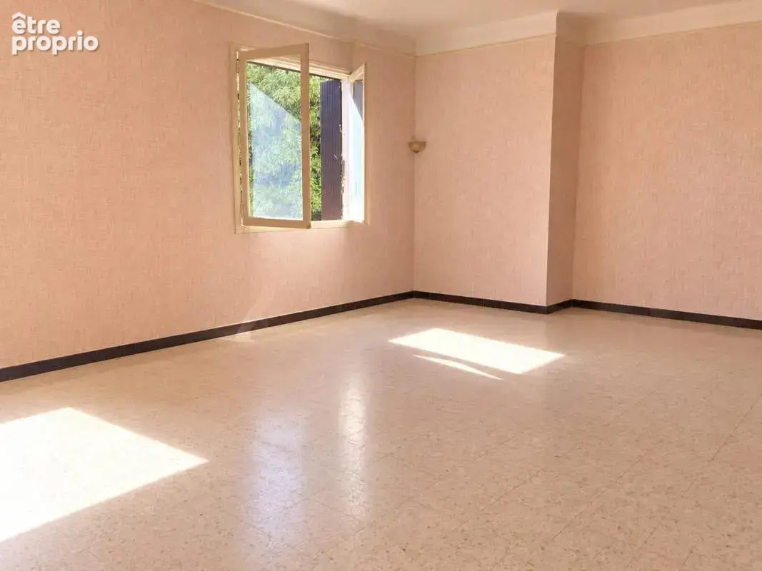Maison 8 pièces 186 m² à vendre à Meze (34140) - photo 2