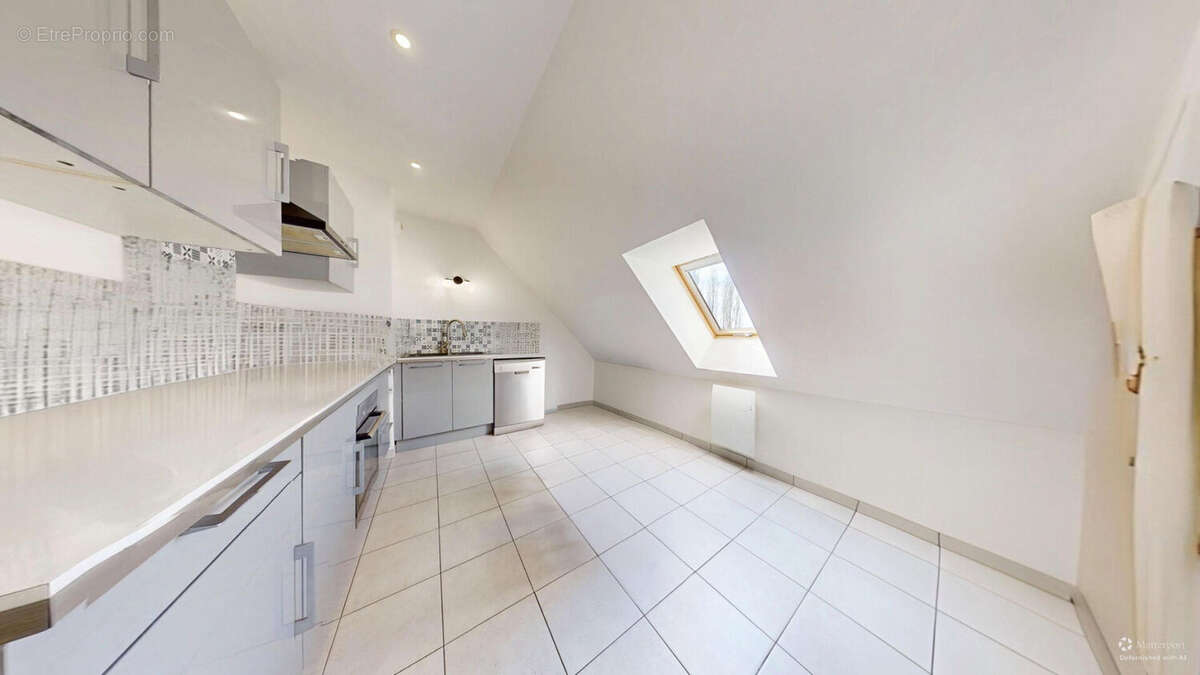 Appartement à FONTENAY-TRESIGNY