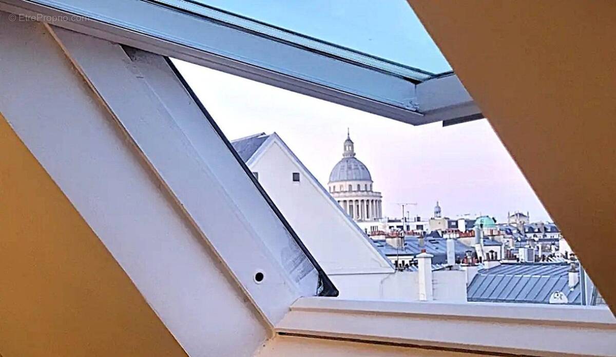 Appartement à PARIS-5E