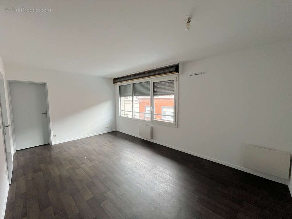 Tourcoing blanc seau appartement t2 avec stationnement - photo 2