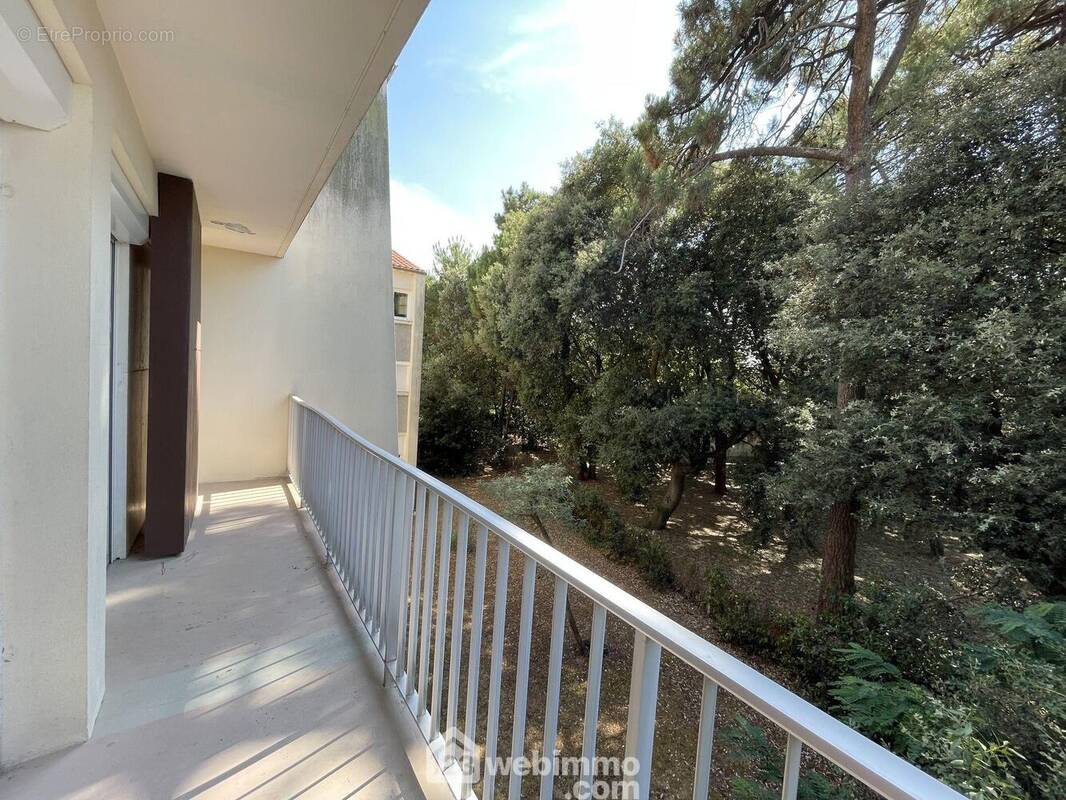 Appartement au calme de sa pinède. - Appartement à JARD-SUR-MER