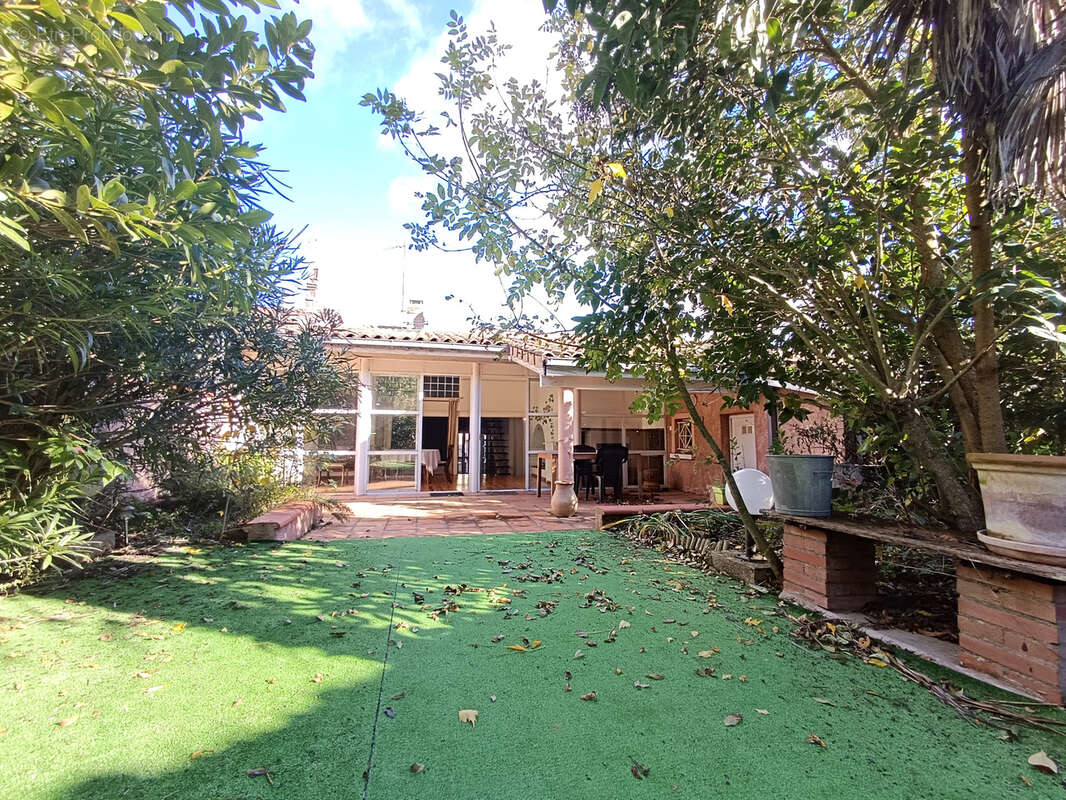 Maison à AUZEVILLE-TOLOSANE